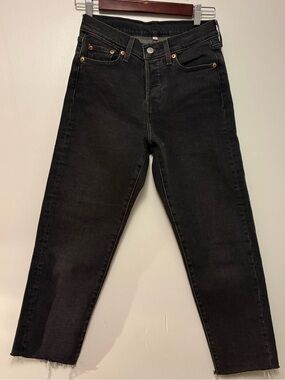 ๐ค Leviโs 311 Premium jeans ๐ค๐